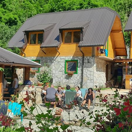 Hotel Rafting Camp Encijan Foca Exterior foto