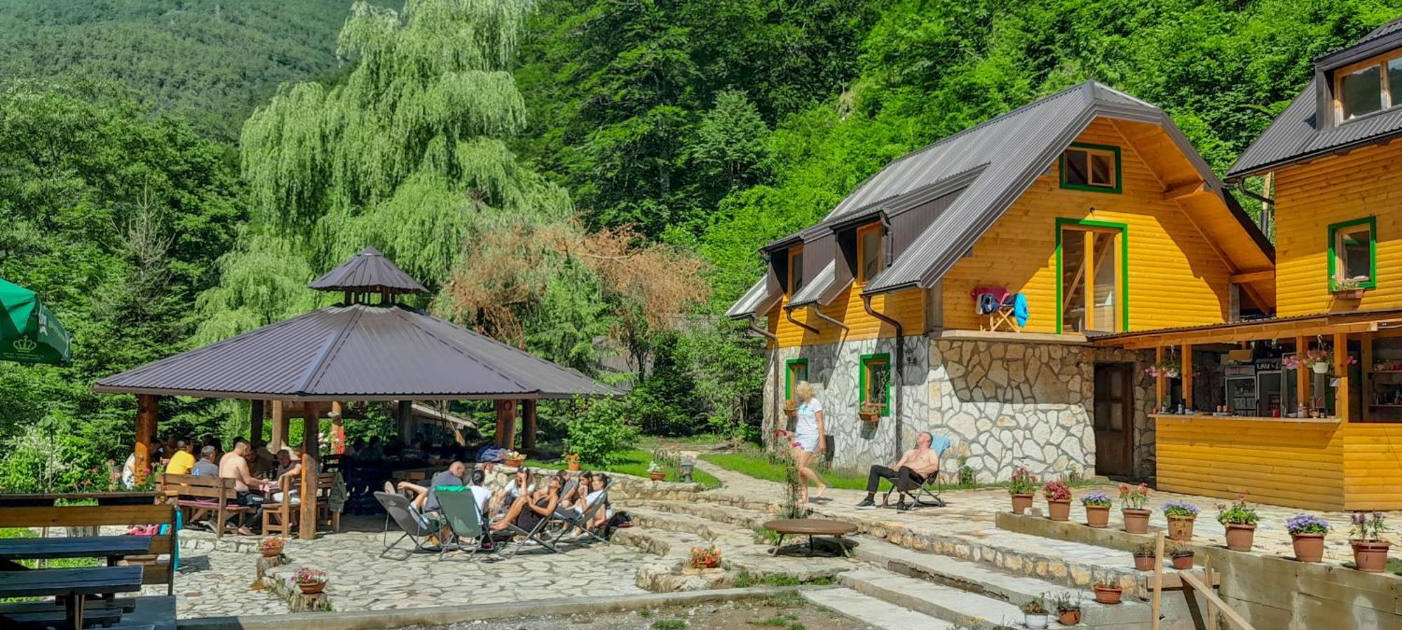 Hotel Rafting Camp Encijan Foca Exterior foto